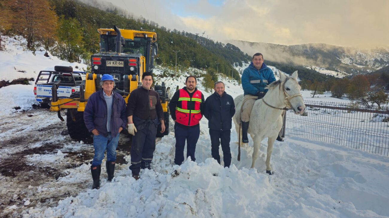 DIRECCIÓN DE GESTIÓN DE RIESGOS COLABORA EN EL RESCATE DE PERSONAS AISLADAS PRODUCTO DE LAS NEVAZONES