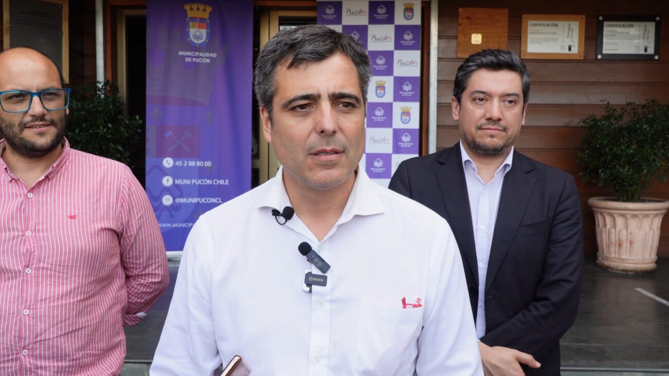 ALCALDE SEBASTIÁN ÁLVAREZ CONFIRMA REALIZACIÓN DE LOS FUEGOS ARTIFICIALES DE AÑO NUEVO EN PUCÓN