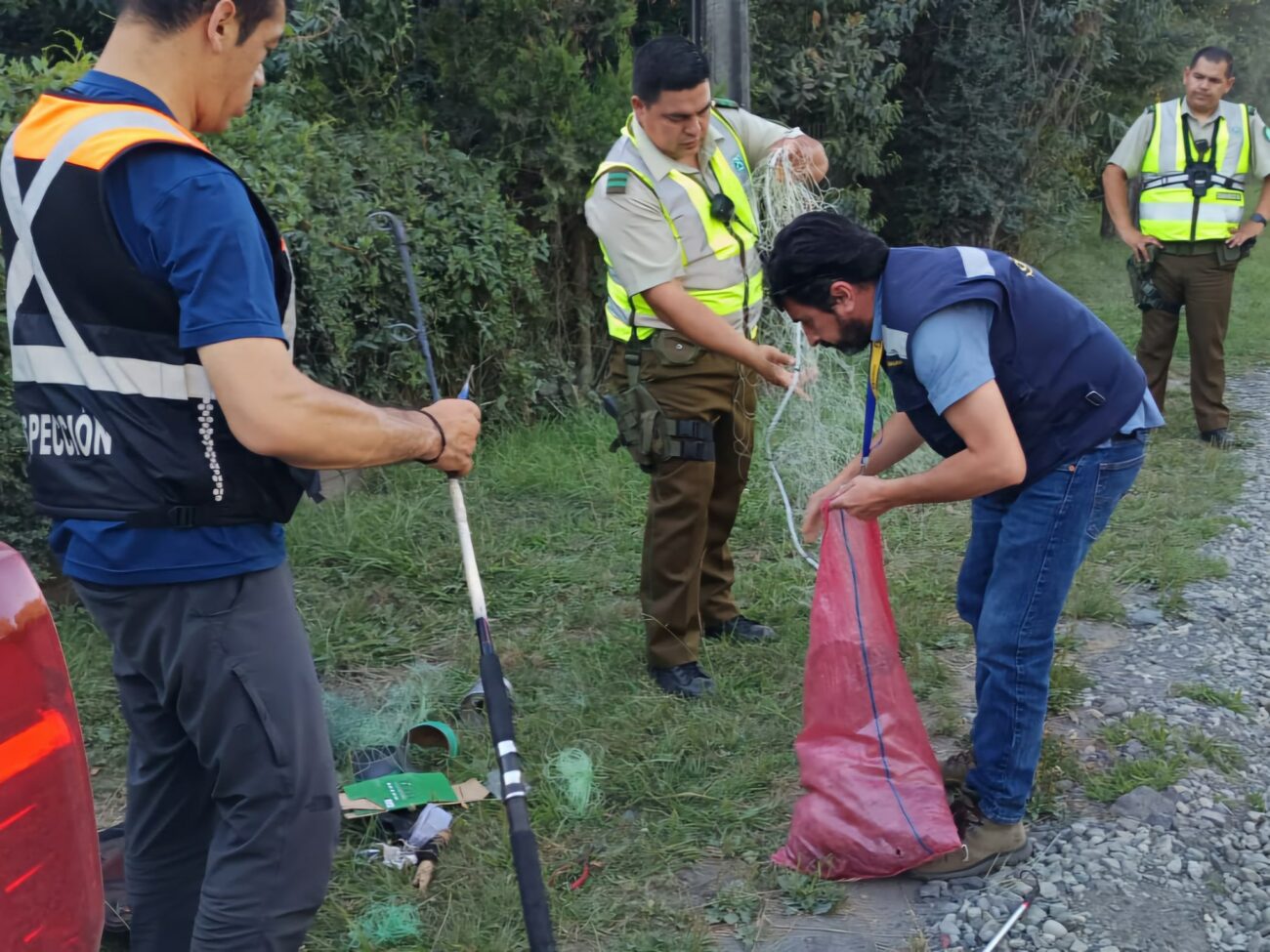 LUEGO DE IMPORTANTE OPERATIVO DE FISCALIZACIÓN DE PESCA FURTIVA EN PUCÓN: ALCALDE SEBASTIÁN ÁLVAREZ HACE LLAMADO A PREFERIR PRODUCTOS DEL COMERCIO FORMAL