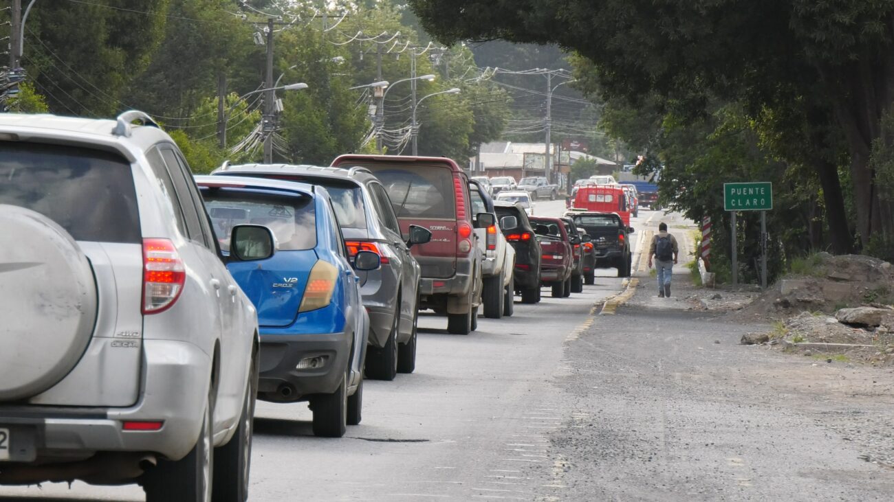 ALCALDE DE PUCÓN INSISTE EN MEJORAR RED VIAL INTERNA