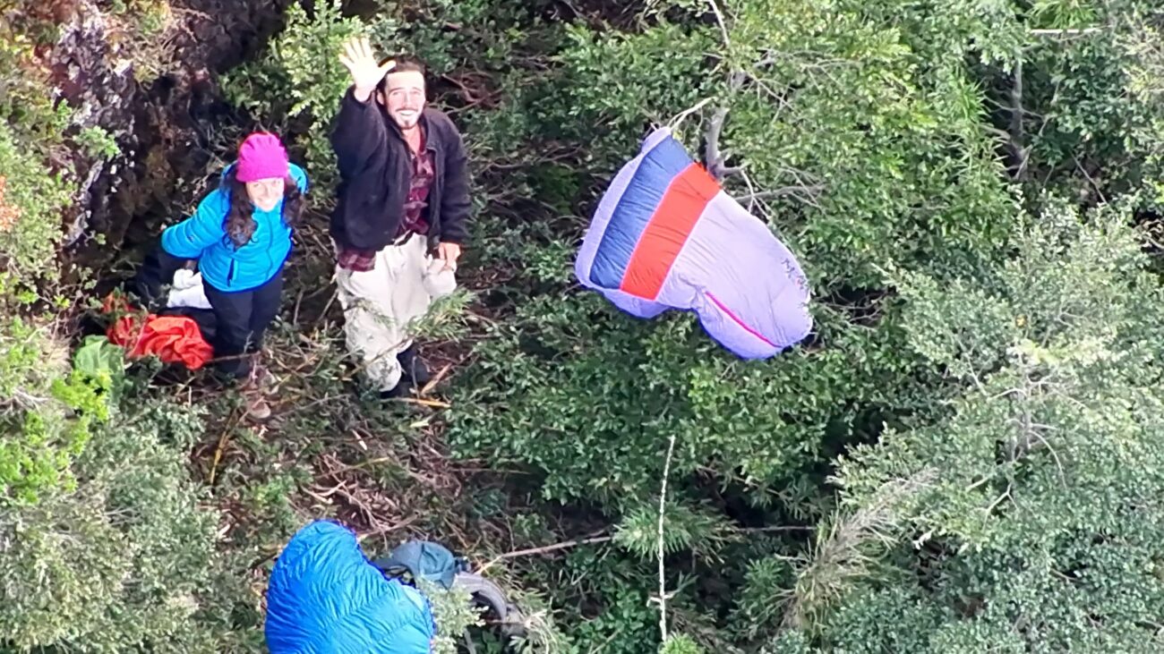 Rápida y coordinada acción de emergencia permitió rescatar a dos turistas extraviados