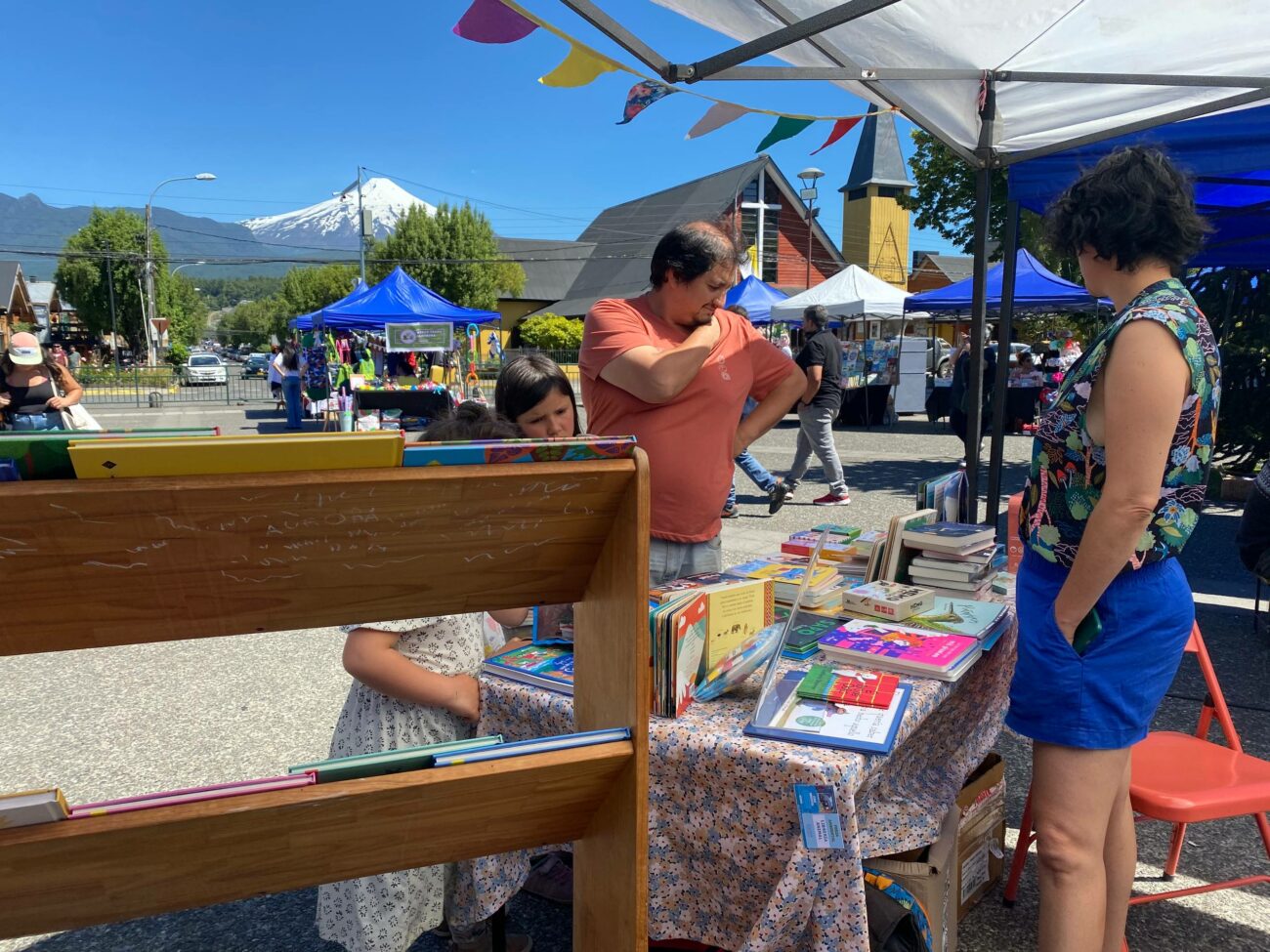 Buena respuesta infantil y familiar recibió Expo Niñez Pucón 2025