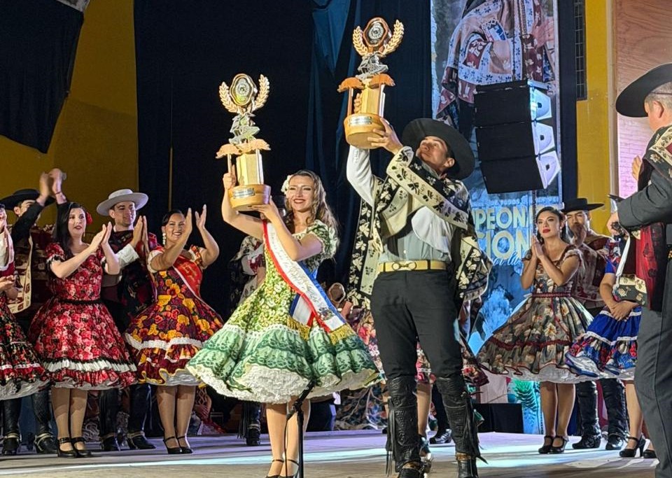 Puconinos son vicecampeones de Chile en Nacional Jóvenes por la Cueca 2026