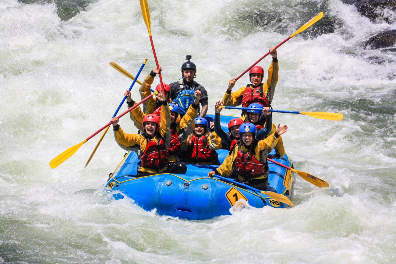 El rafting consolida su liderazgo turístico con cifras al alza y estricta fiscalización municipal
