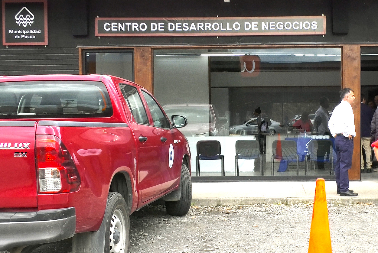 Destacan a emprendedores que cumplen requisitos con Rentas y Patentes para no arriesgar cierres