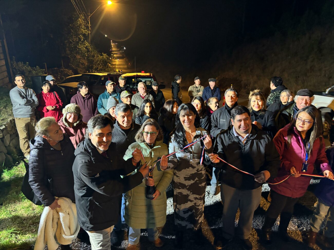 Vecinos valoran luminarias públicas en el Pasaje Arriagada de Pucón