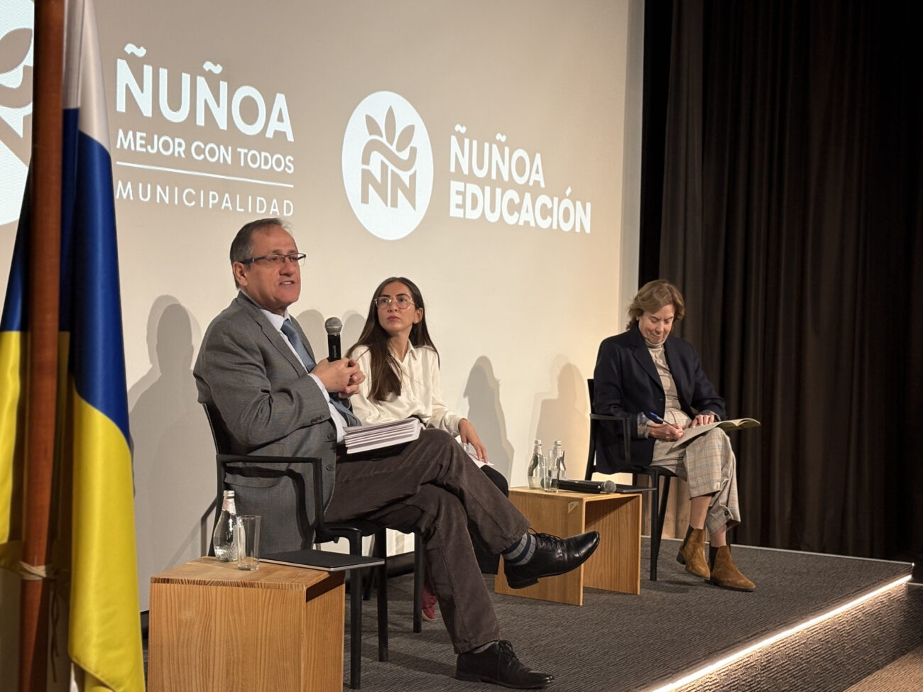 Administración municipal plantea sistema de educación mixto en encuentro nacional