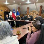 AUTORIDADES DE GOBIERNO, MUNICIPIO Y GREMIOS DEL TURISMO TRAZAN EN PUCÓN UNA HOJA DE RUTA TRAS LAS ÚLTIMAS EMERGENCIAS