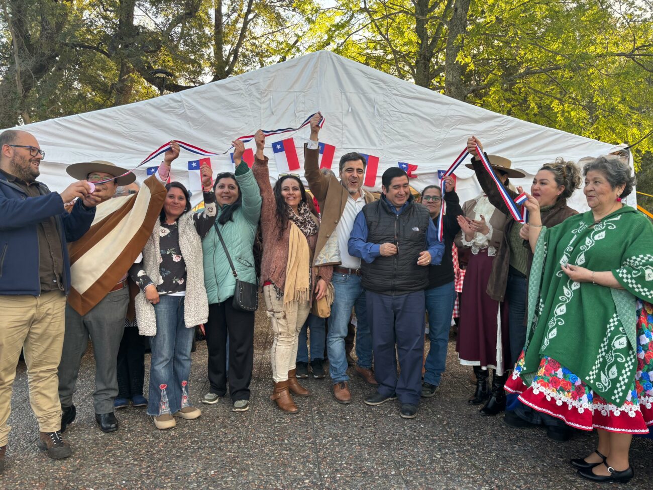 La Feria de emprendedores “Tira Pa’rriba” fue inaugurada en plena Plaza de Armas