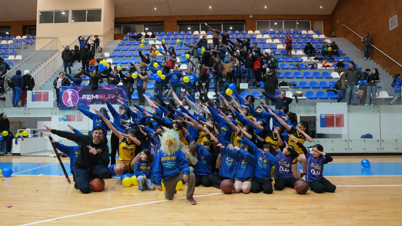 Club Indómitas de Pucón festeja subir a Primera División del básquetbol femenino del sur